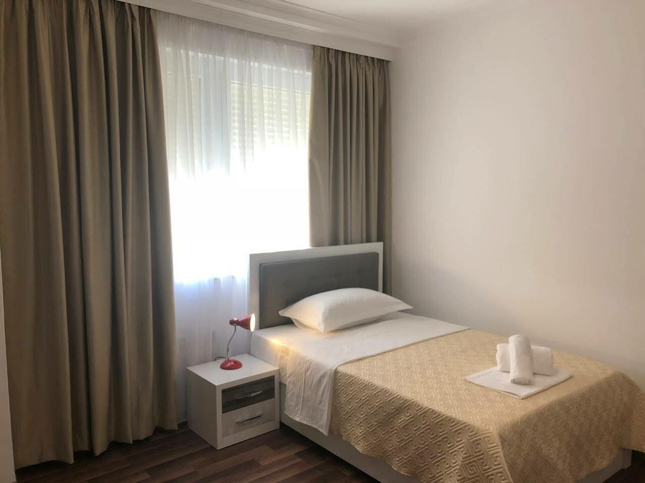 Dora Residence Collak Bagian luar foto